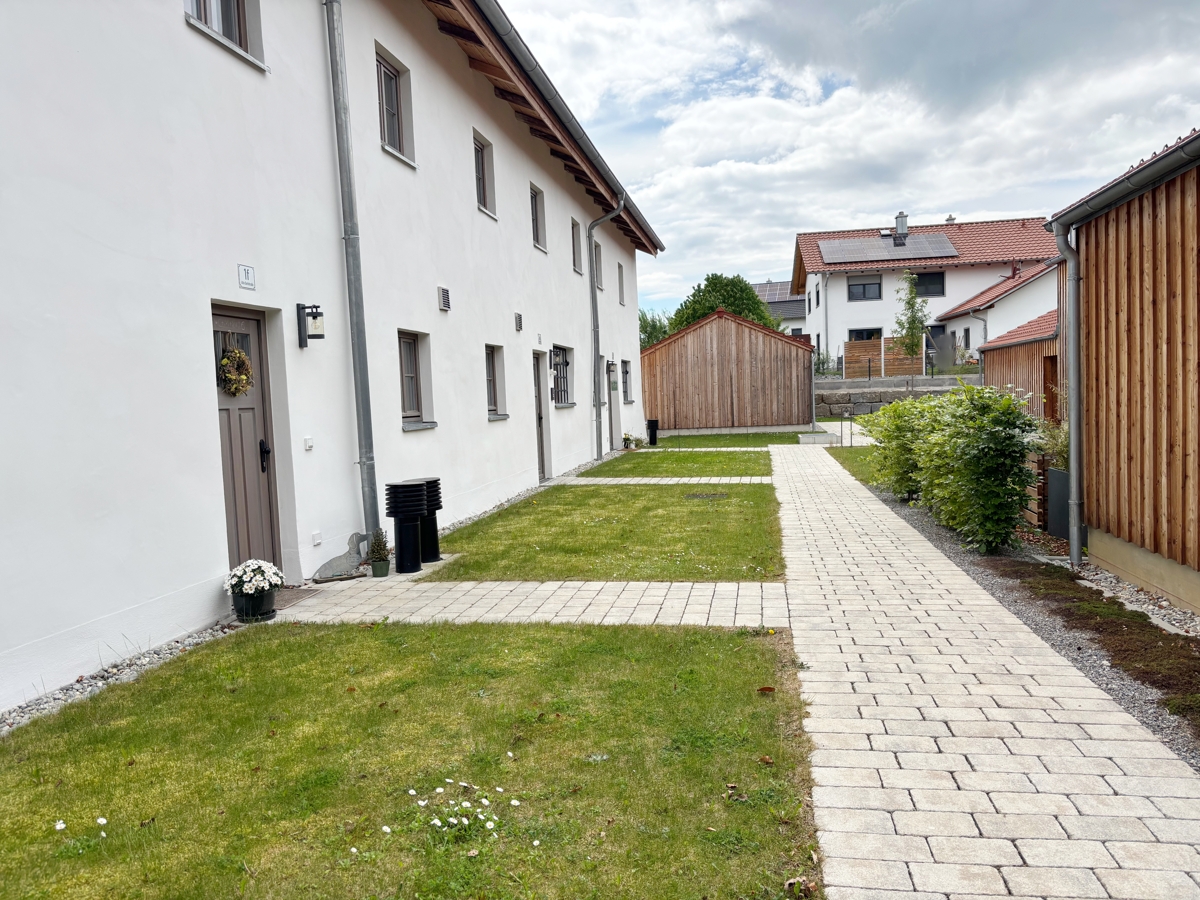 Wohnen mit besonderem Flair: Großzügige Galerie-Wohnung auf historischem Bauernhof - Photo 4
