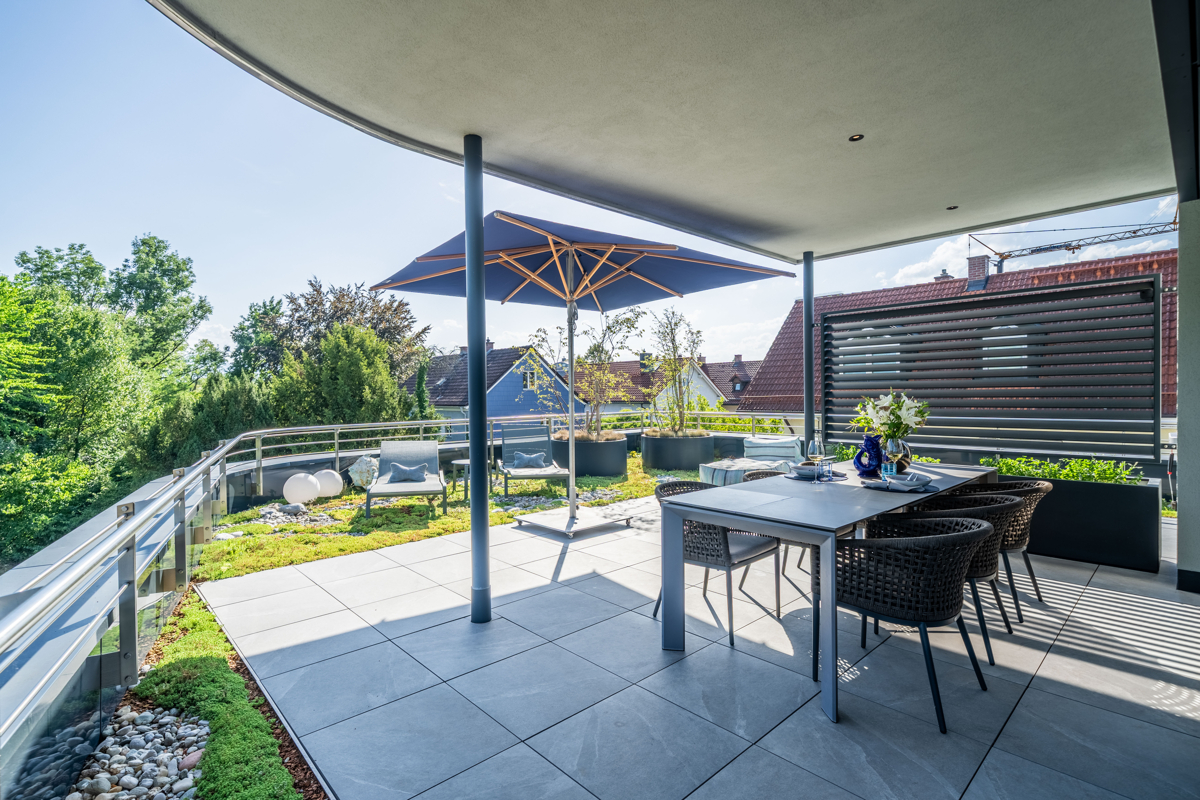 Weitläuftige Dachterrasse Weitläuftige Dachterrasse