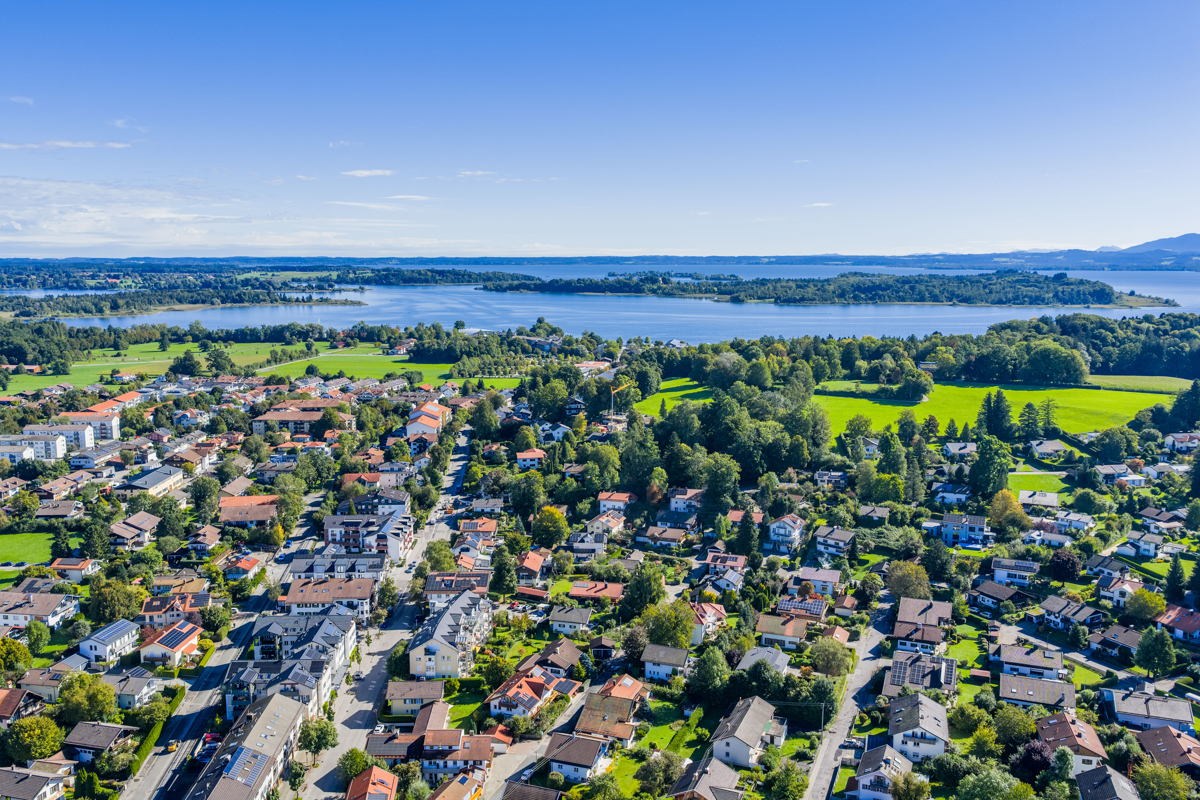 Malerische Lage am Chiemsee