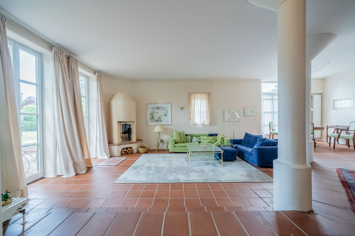 Wohnzimmer mit Kamin Wohnzimmer mit Kamin
