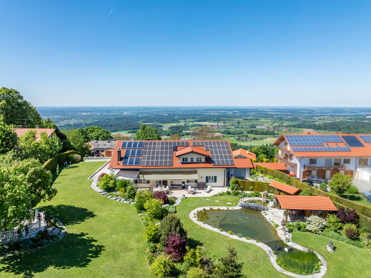 Liegenschaft mit Gartenparadies