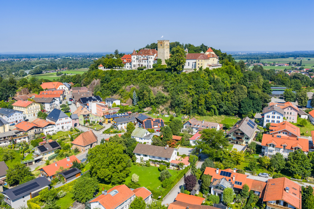 Lage nahe Schloss Neubeuern