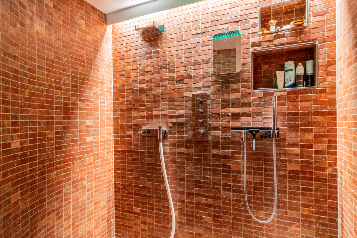 Dusche