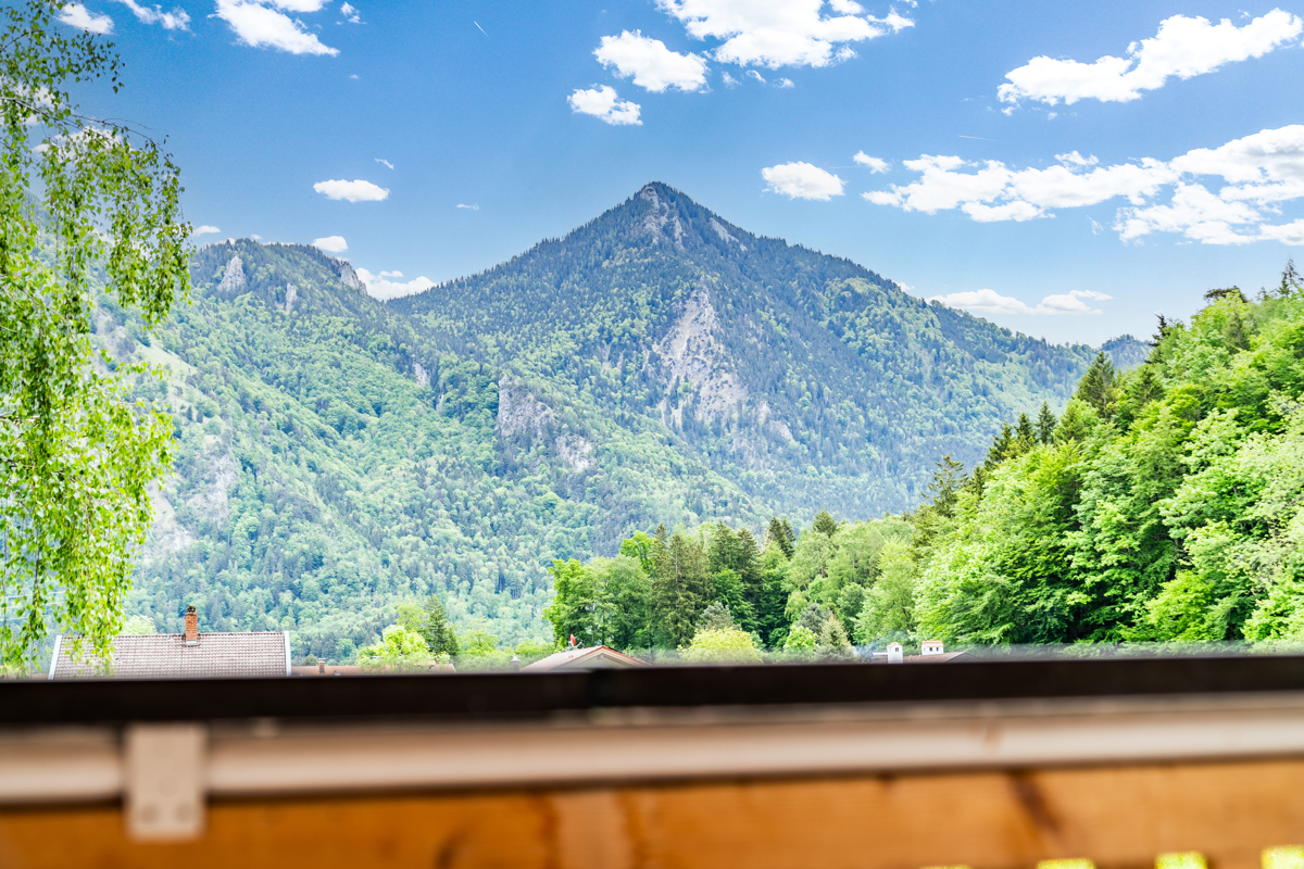 Faszinierender Bergblick aus allen Räumen Faszinierender Bergblick aus allen Räumen