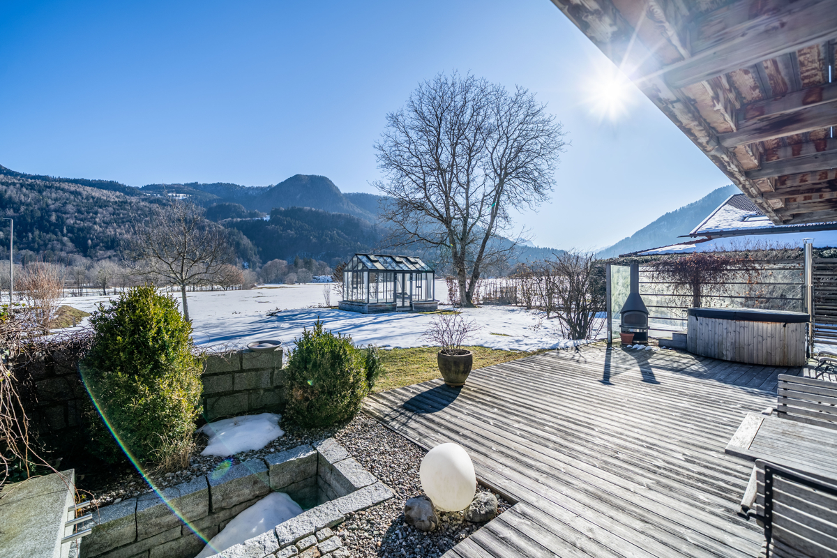 Terrassenbereich mit Panoramablick