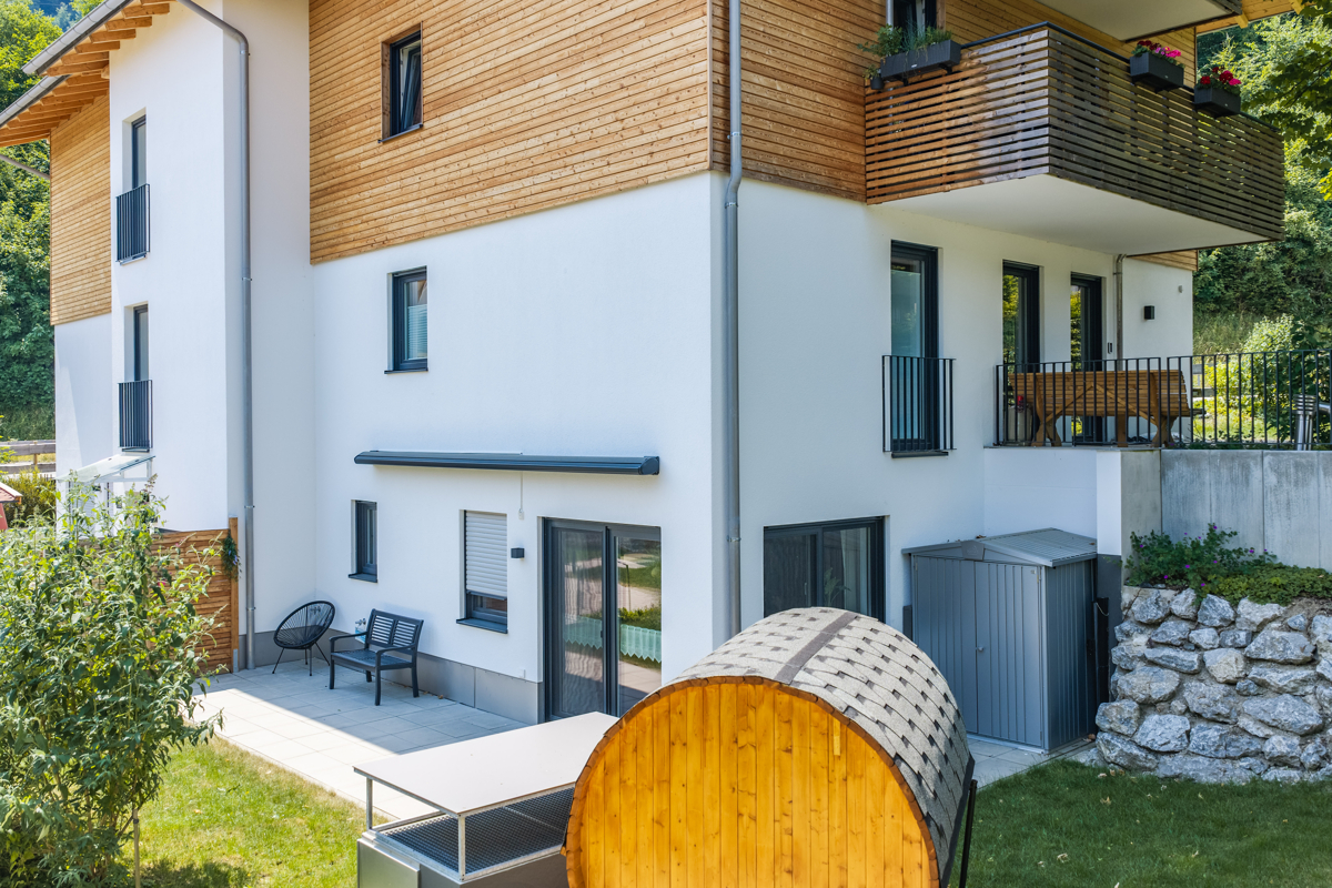 Terrasse und Gartenbereich