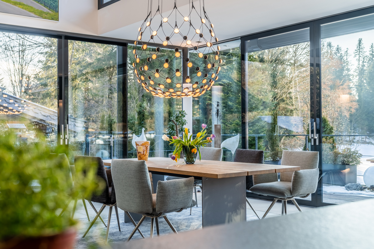 Lichterfüllter Essbereich Lichterfüllter Essbereich