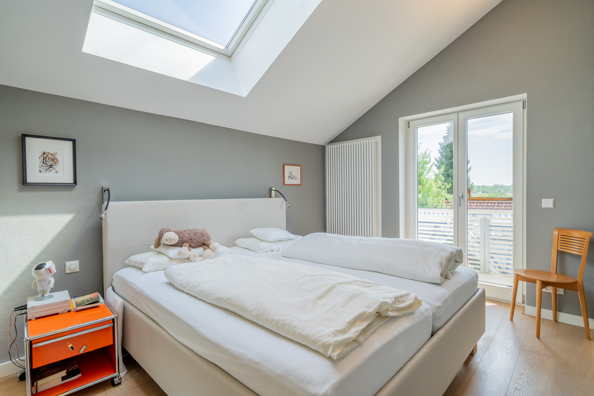 Schlafzimmer mit Bad